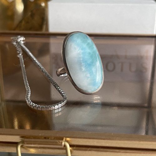 Larimar ezüst gyűrű ovális foglalatban